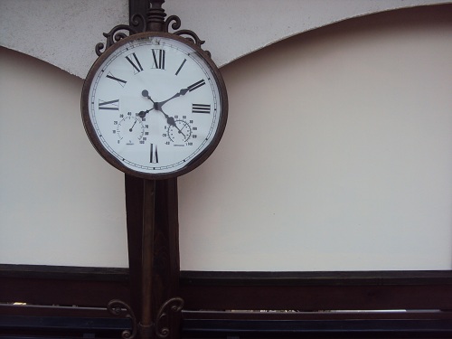 Магия времени: определение лучшей зоны по-фэншуй для настенных часов - часы.jpg