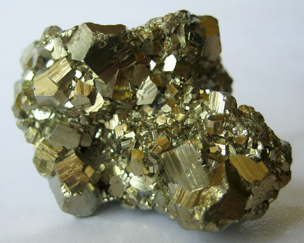 Блог mudder - pirit-mineral-1.jpg