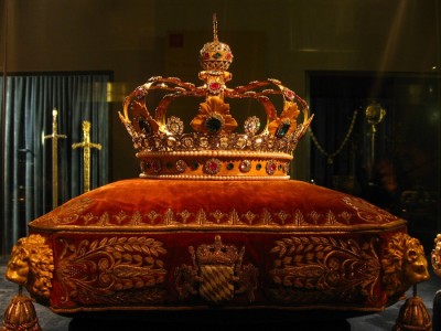 итак КОРОНЫ - 555785_900.jpg